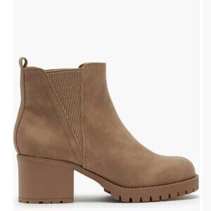MIA Jody Ribbed Lug Sole Chelsea Boot, Size 8, Color Sahara